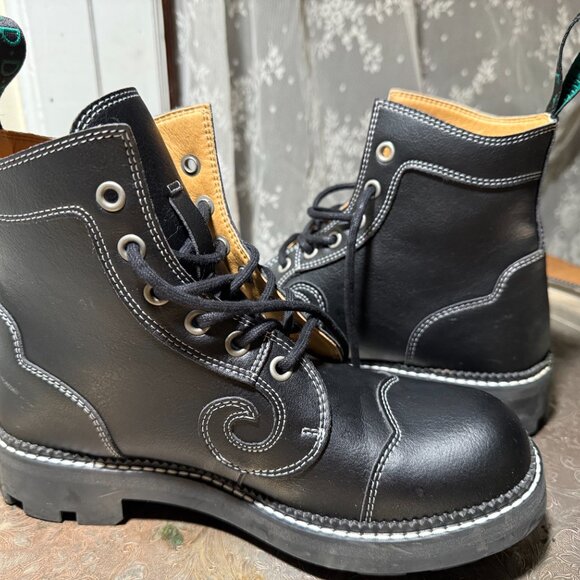 John Fluevog Vegan Derby Swirl Boots - Picture 2 of 8